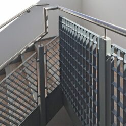Alto 33 steel grating stair balustrade 6