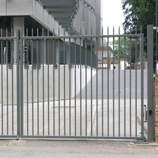 Siena railings traditional steel fence Holland Park School24