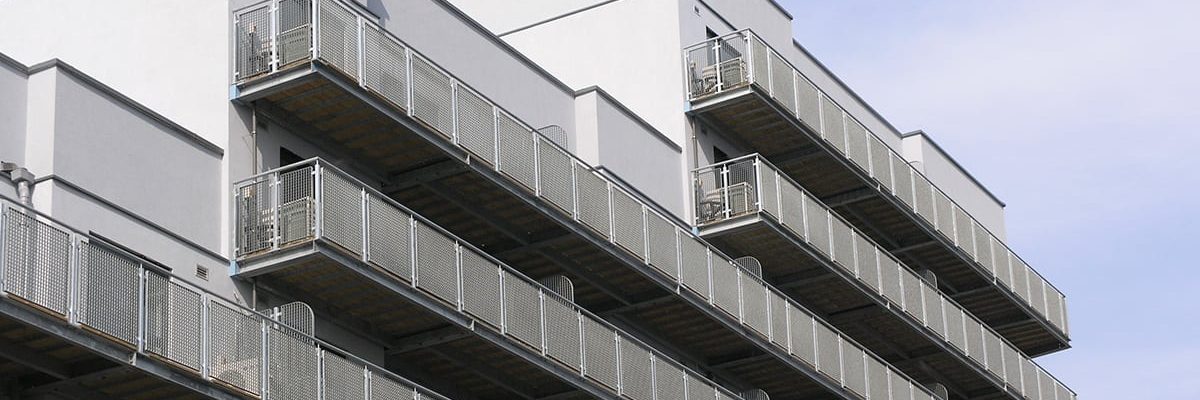 DemiQuattro 44 balcony balustrade High Road Ilford news 1 DemiQuattro 44 balcony balustrade High Road Ilford news 1