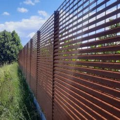 Italia louvred fence made from corten steel