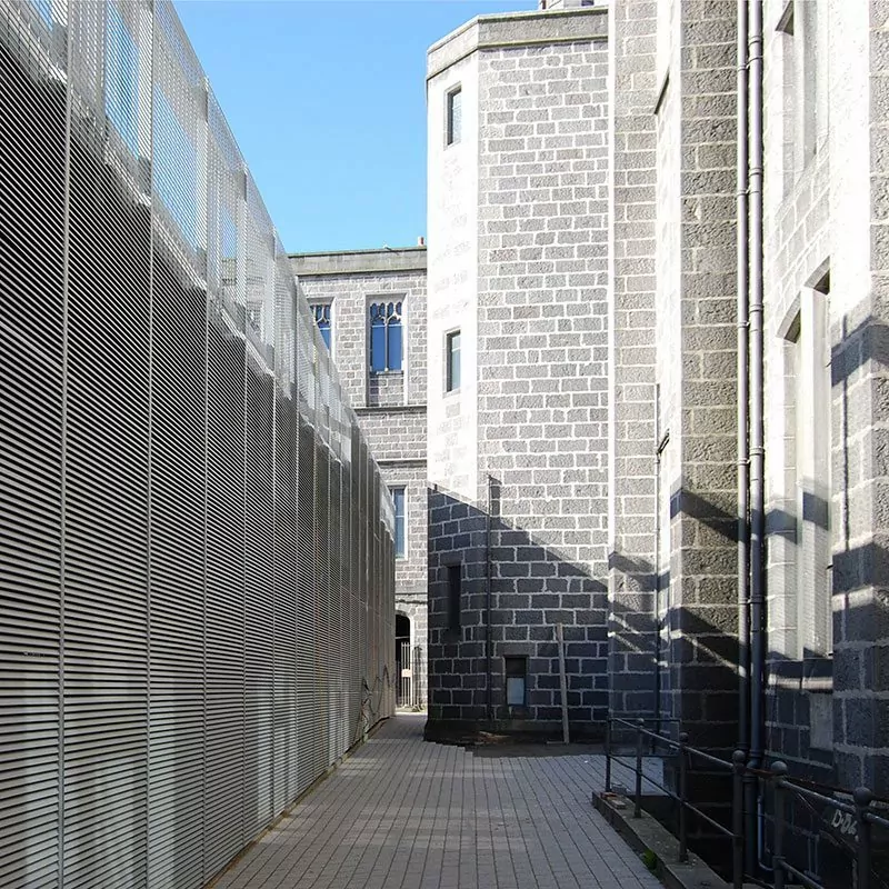Italia 80 wall louvres Marishal Aberdeen car park 02