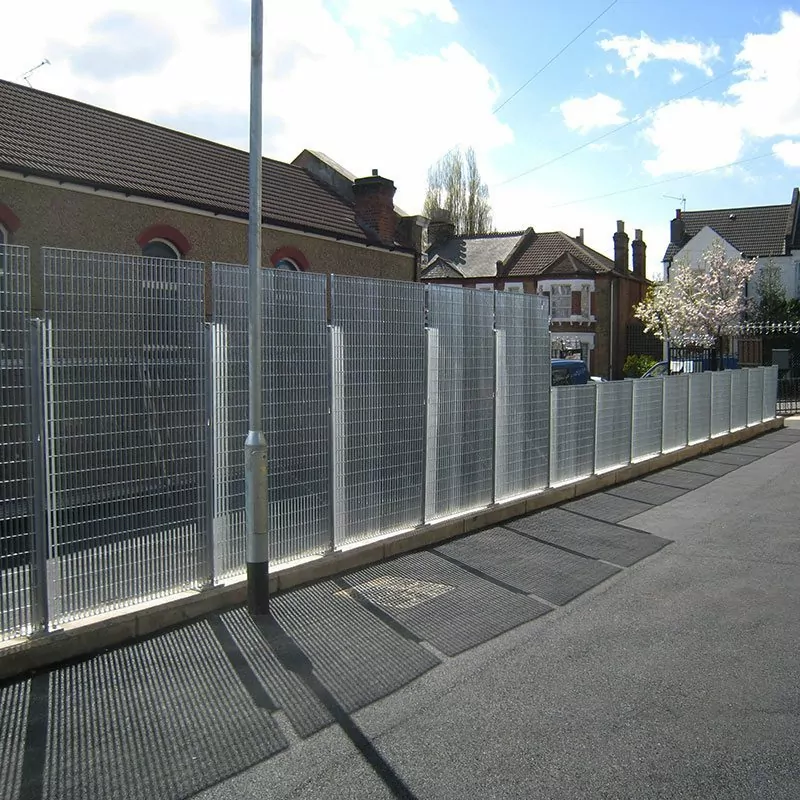 Novara-34 13 Novara 34 Hitherfield School grating fence 07