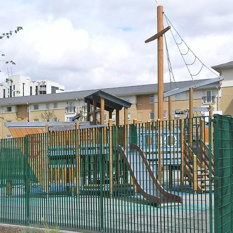 Roma 3 playground fencing East India Docks 6
