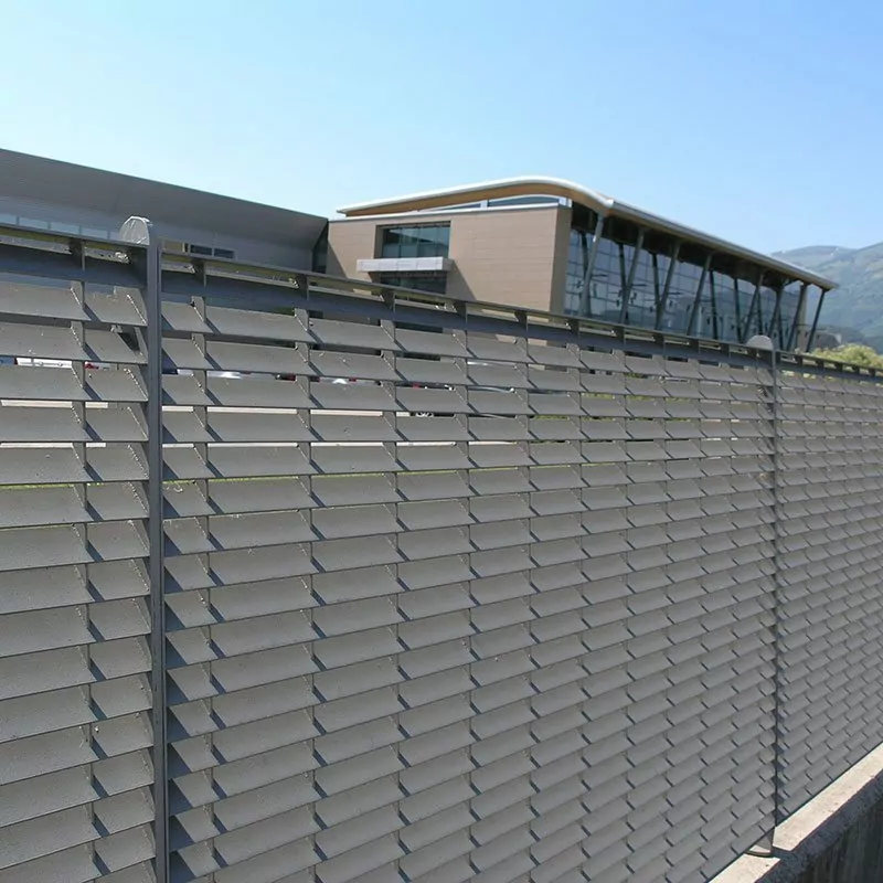 DeltaWing 90 fence detail IT01