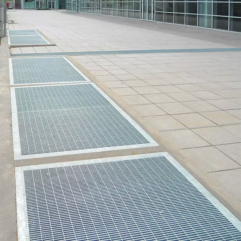 Piazza 66 brise soleil screen