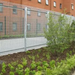 Como 14 Como 66 Manchester Metropolitan University grating fence 19