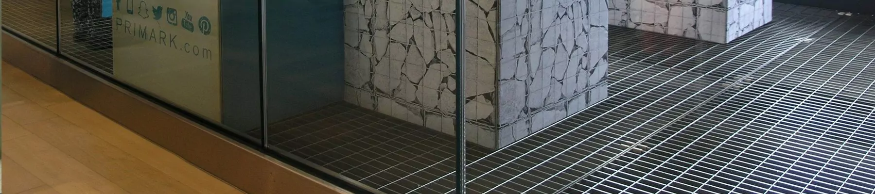 Banner Primark stainless steel floor grating Banner Primark stainless steel floor grating