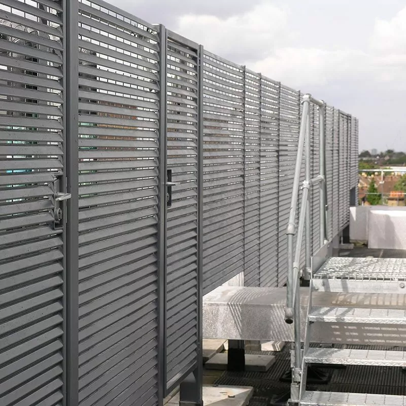 Italia-80 Roof-Top Screening 18 louvres top screening-14