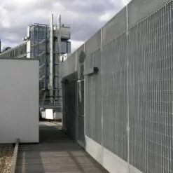 Stereo-4 33 Micro 15 Stereo 4H Hilton Tower London roof top sreening 09