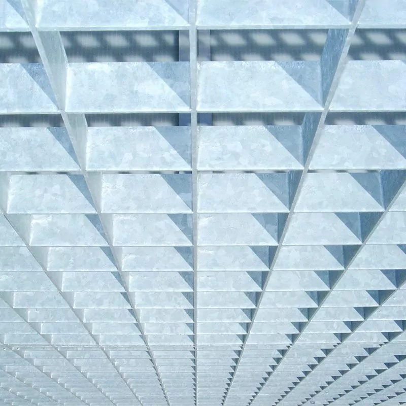 Quattro & DemiQuattro 13 Quattro ceiling tiles detail