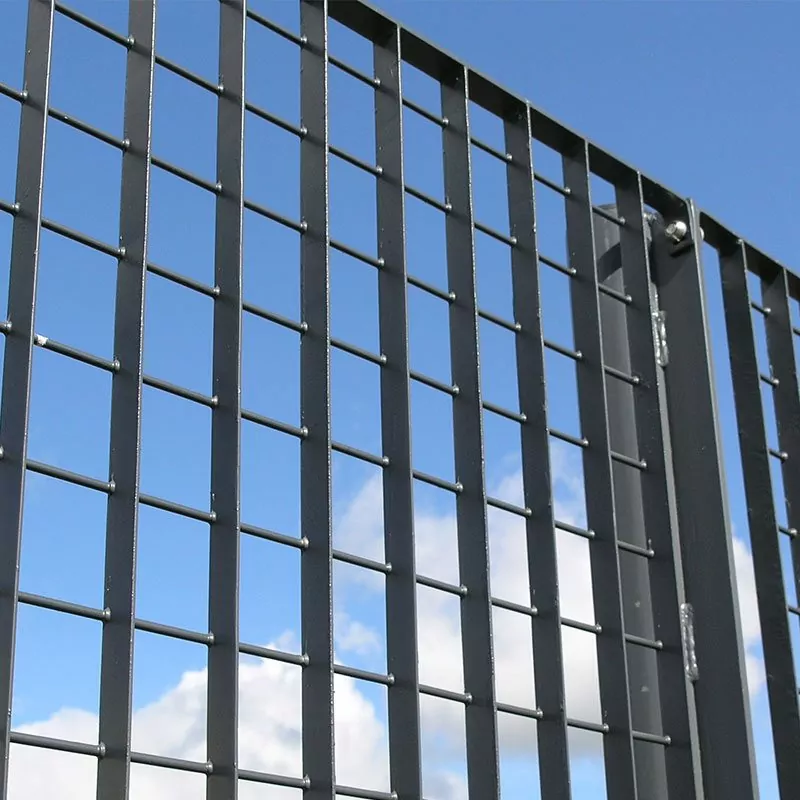 Palermo 6 Palermo secure steel grating fence Fauldhouse12