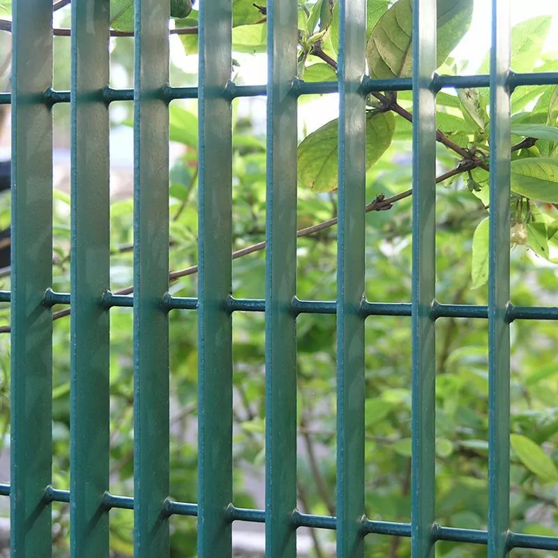 Novara 25 anti climb fencing detail 1