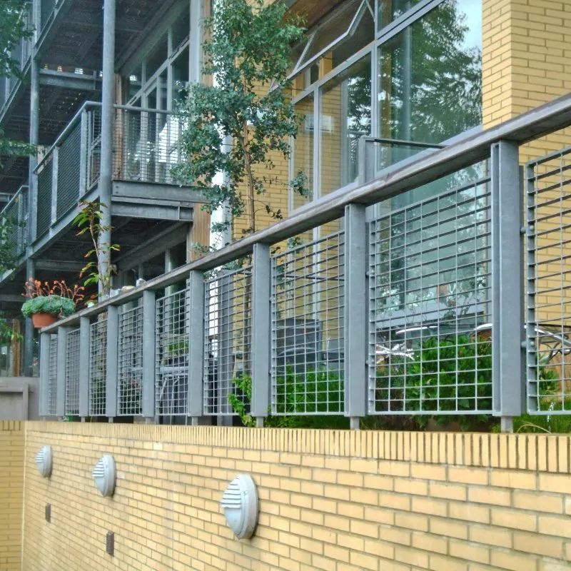 Micro 34 balcony balustrade Benyon Wharf 2