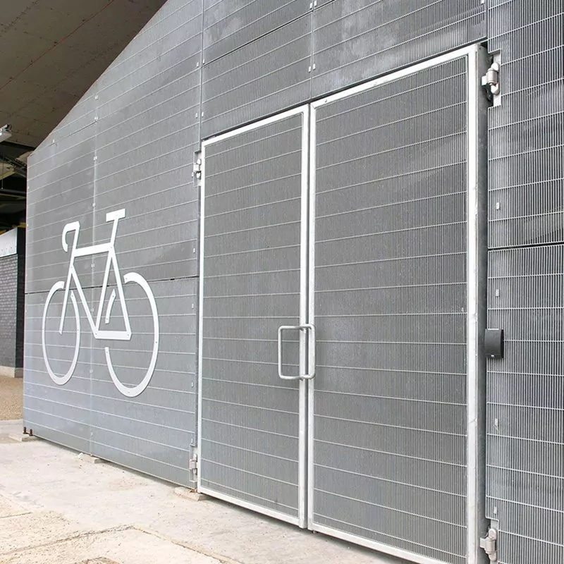 Bike Stores 26 Stretto 11 bike store security Here East 15