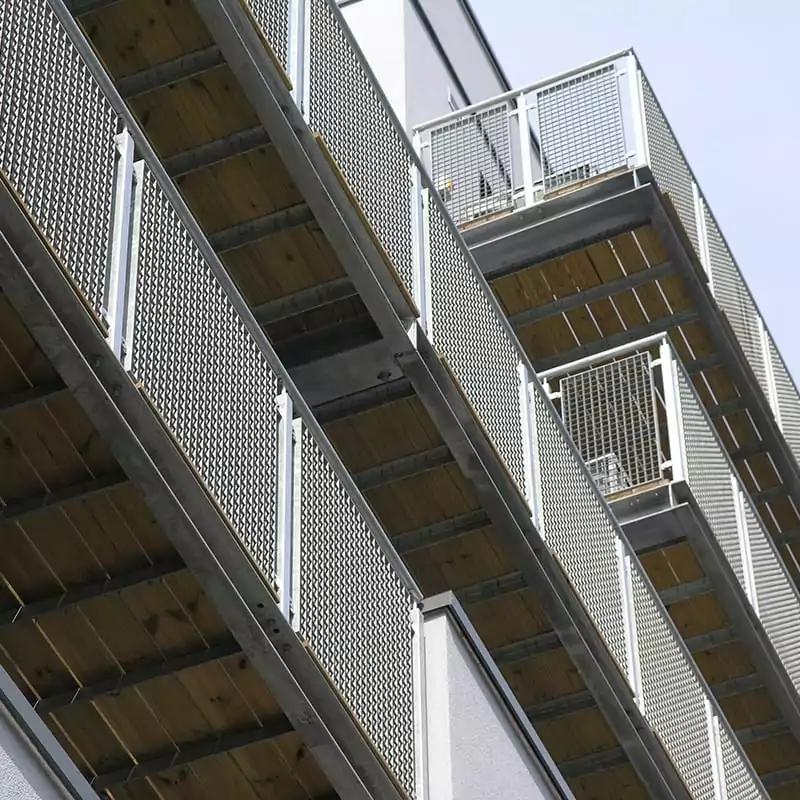 DemiQuattro 44 balcony balustrade High Road Ilford 16