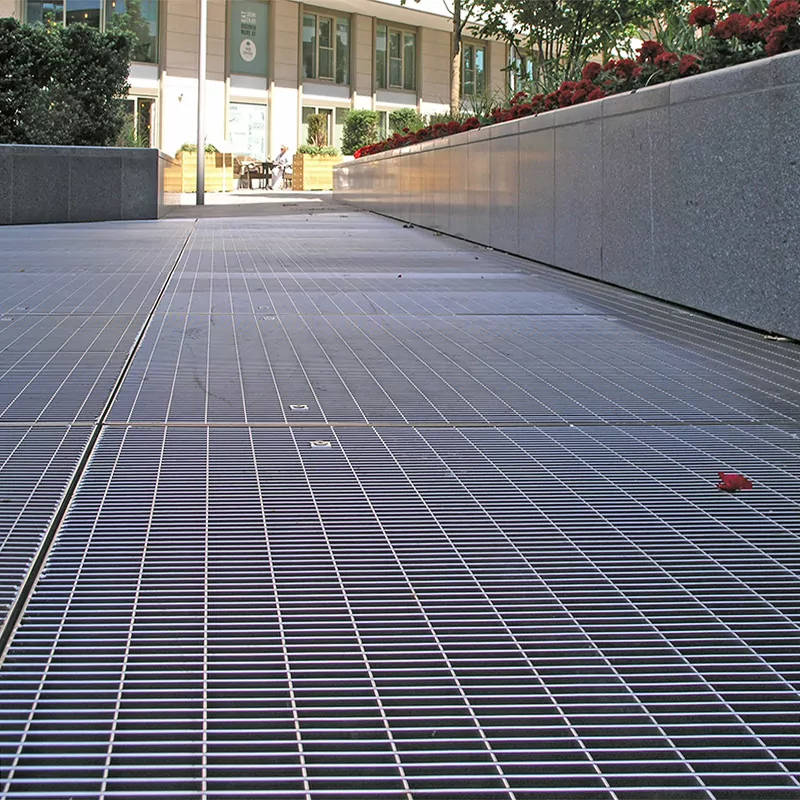 Stainless Steel Gratings 15 stainless steel floor grating Vista Chelsea Bridge 4